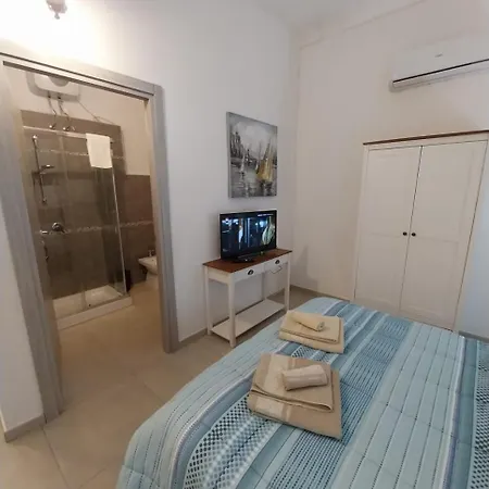 On The Road Bed & Breakfast Telti